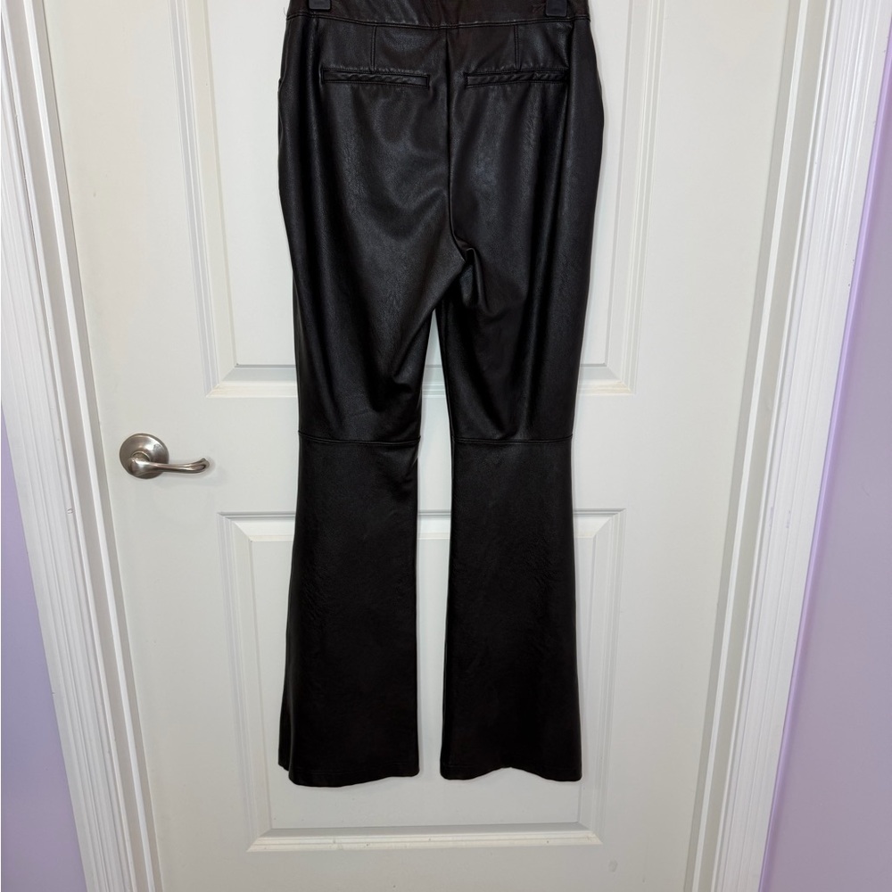 Spanx Leather Like Flare Pants Luxe Black Pull On Women’s Sz L - Picture 12 of 16